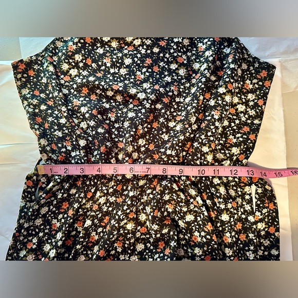 BTFBM halter style floral print size small dress - Picture 8 of 9